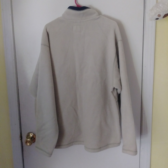 American Eagle Fleece Pullover - Picture 3 of 3